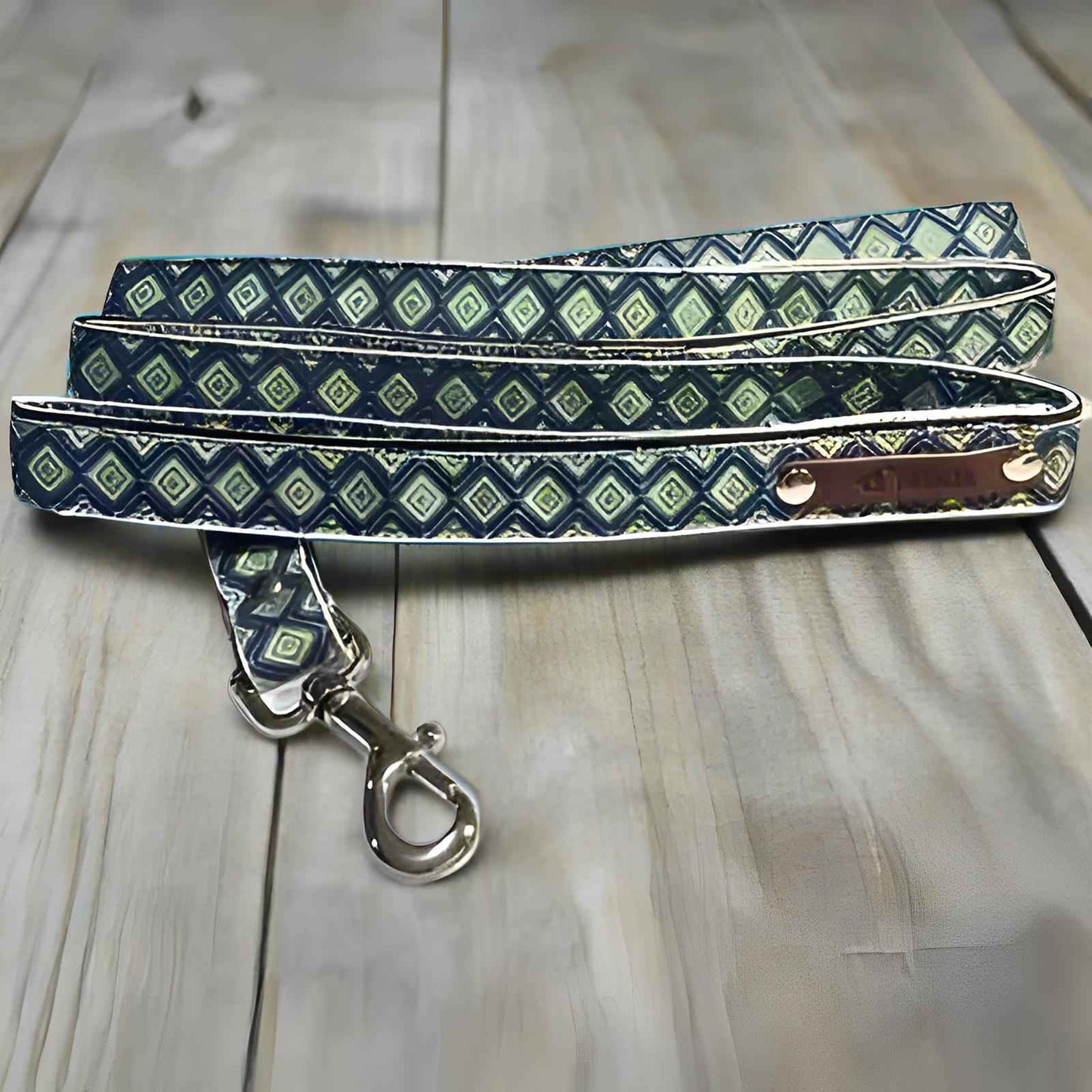 Finnigan's Tail-Wagging Designer Dog Lead No.02m